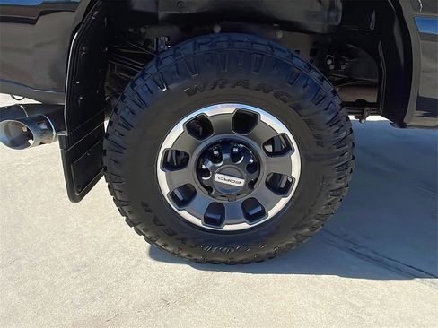 Used 2024 Ford F250 Platinum w/ Tremor Off-Road Package image 10