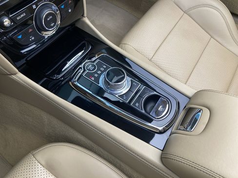 Used 2014 Jaguar XK Convertible image 23