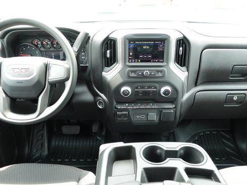 Used 2024 GMC Sierra 2500 Pro w/ Convenience Package image 39