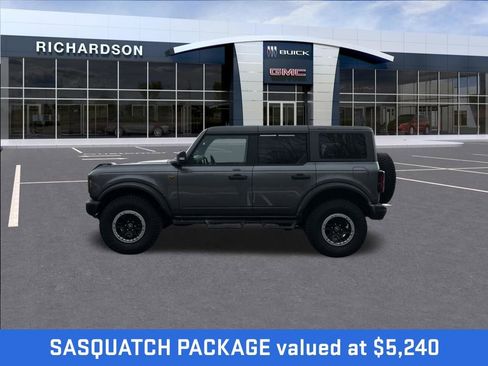 Used 2023 Ford Bronco Badlands w/ Sasquatch Package image 2