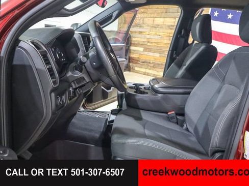 Used 2024 RAM 2500 Tradesman w/ Chrome Appearance Group AWD/4WD image 9