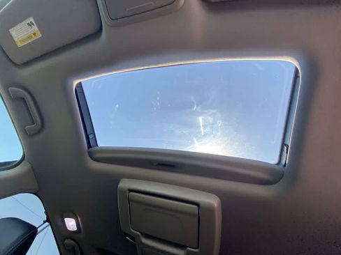 Used 2022 Honda Pilot Elite image 22