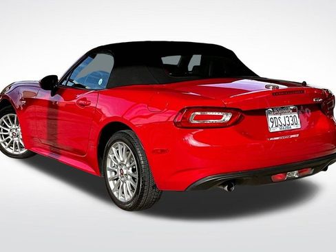 Used 2018 FIAT 124 Spider Classica w/ Technology Group image 13