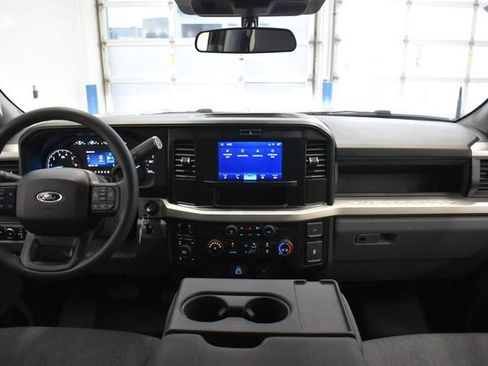 Used 2025 Ford F250 XL w/ STX Appearance Package image 5