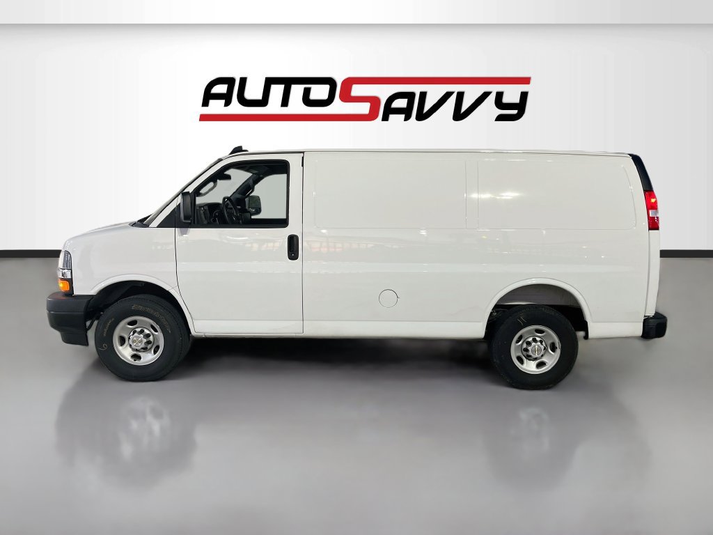 Used 2025 Chevrolet Express 2500 w/ Communications Package RWD image 4