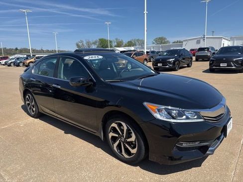 Used 2016 Honda Accord EX-L image 1