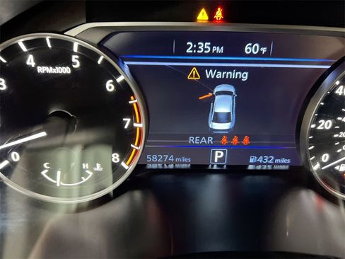 Used 2024 Nissan Altima 2.5 SV image 13