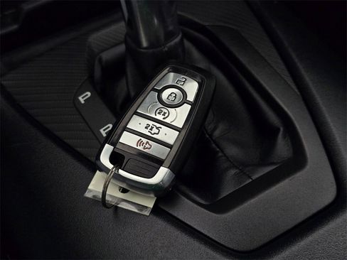 Used 2024 Ford Mustang Premium image 30