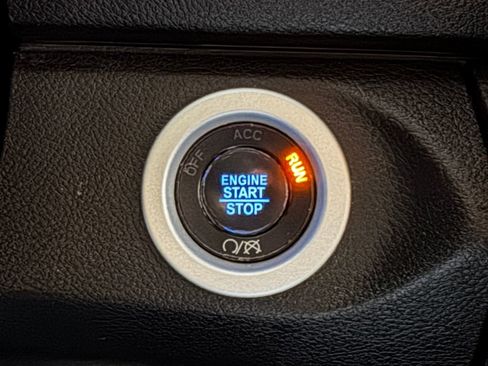 Used 2022 RAM 1500 Classic Warlock AWD/4WD image 45