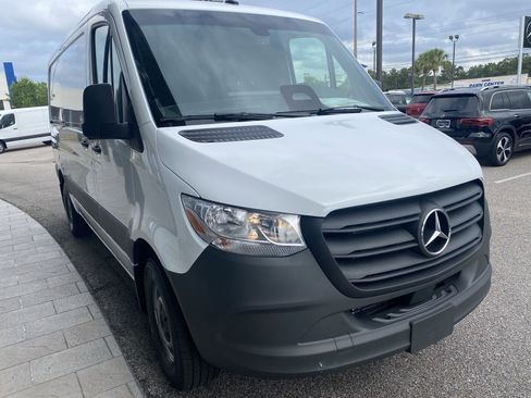 New 2025 Mercedes-Benz Sprinter 2500 image 5