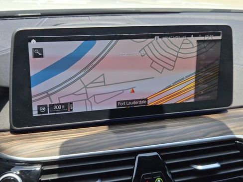 Used 2022 BMW M550i xDrive w/ Executive Package AWD/4WD image 19