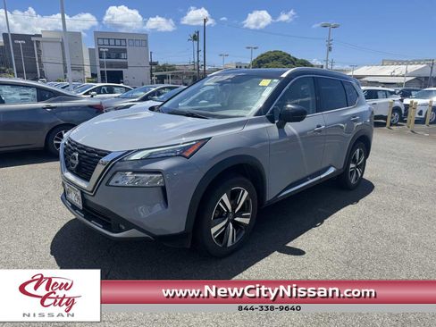 Used 2022 Nissan Rogue SL image 1