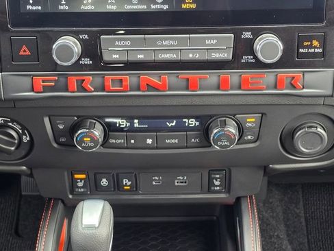 Used 2025 Nissan Frontier PRO-4X w/ Pro Premium Package image 38