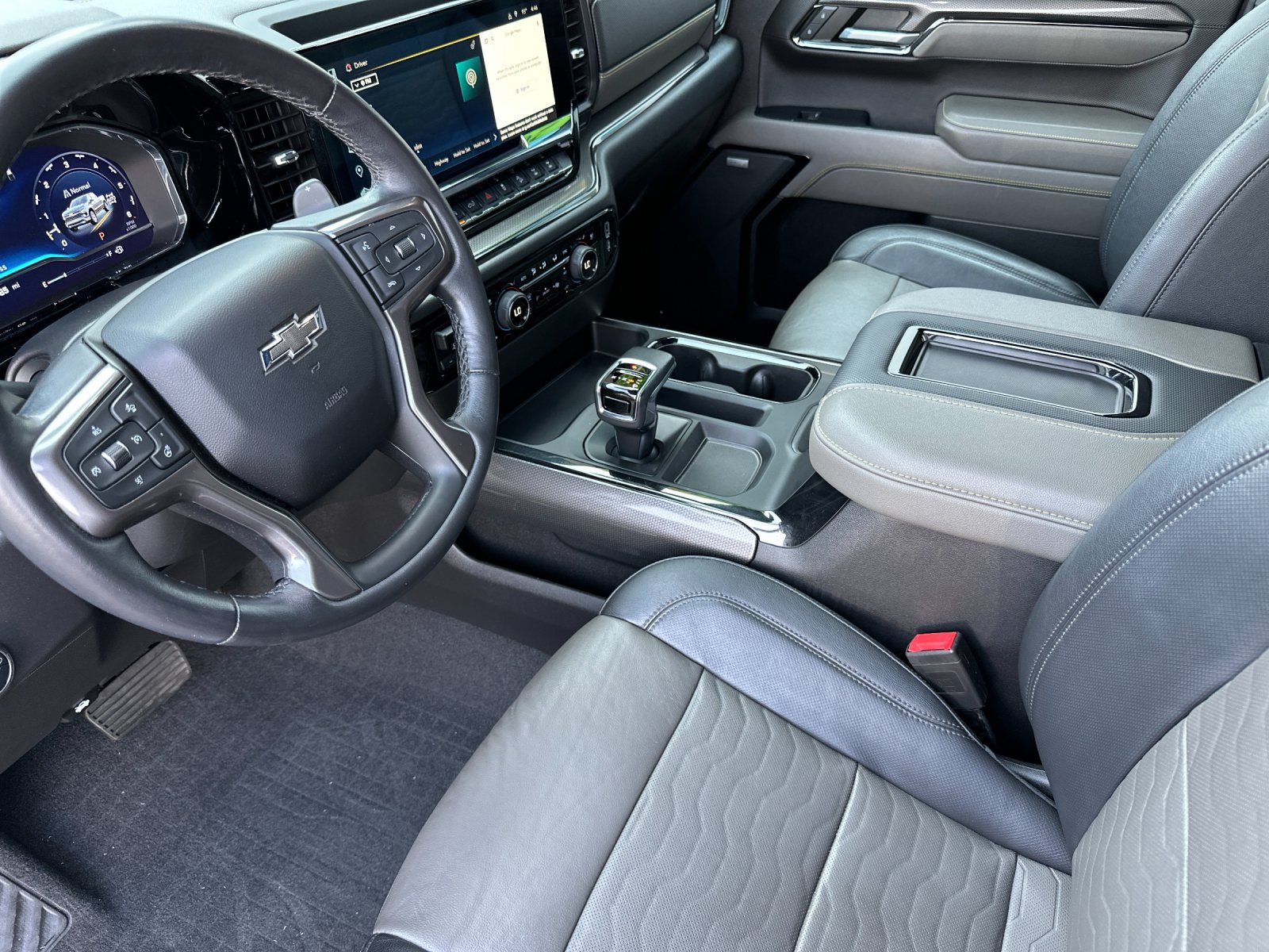 Used 2022 Chevrolet Silverado 1500 ZR2 w/ Technology Package AWD/4WD image 10