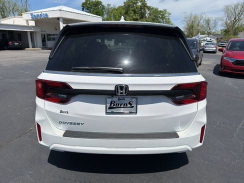 New 2026 Honda Odyssey EX-L image 6