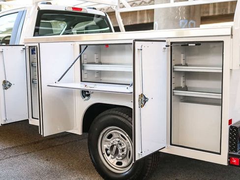 New 2026 Ford F250 XL w/ XL Chrome Package RWD image 14