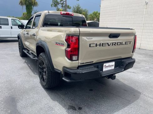 Used 2024 Chevrolet Colorado Trail Boss w/ Advanced Trailering Package AWD/4WD image 3