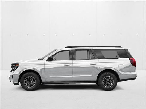 New 2026 Ford Expedition Max Active RWD image 3