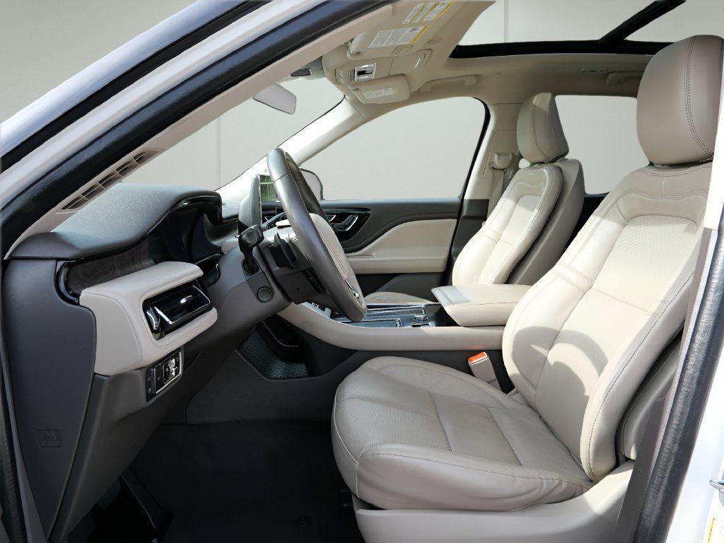 Used 2021 Lincoln Aviator Grand Touring AWD/4WD image 10