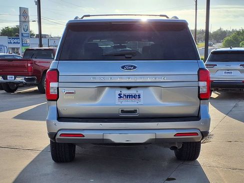 Used 2024 Ford Expedition XLT RWD image 7