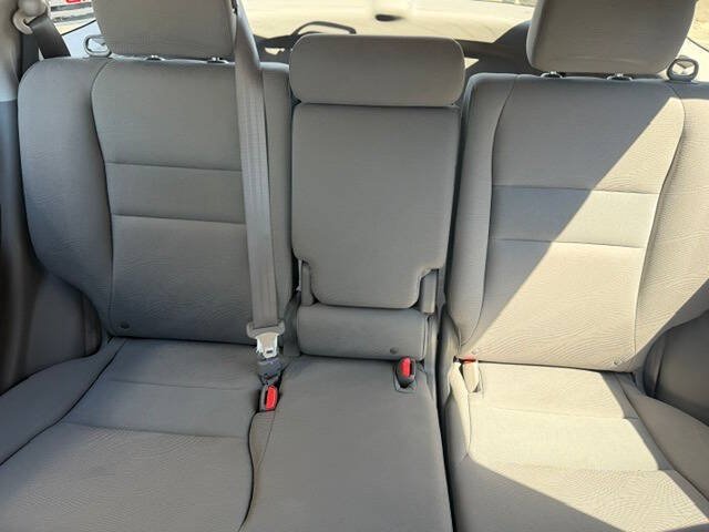 Used 2011 Honda CR-V LX image 15