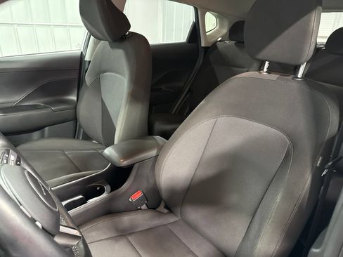 Used 2025 Hyundai Kona SEL AWD/4WD image 24