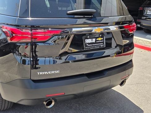 Certified 2023 Chevrolet Traverse LT FWD image 5