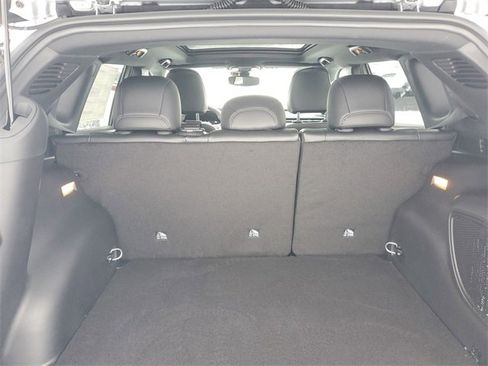 New 2026 Jeep Compass Limited w/ Sun, Sound & Navigation Group image 8