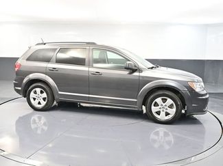 Used 2016 Dodge Journey SE w/ Flexible Seating Group video 3