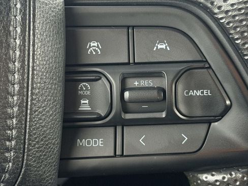 Used 2024 Toyota Tacoma SR5 AWD/4WD image 22