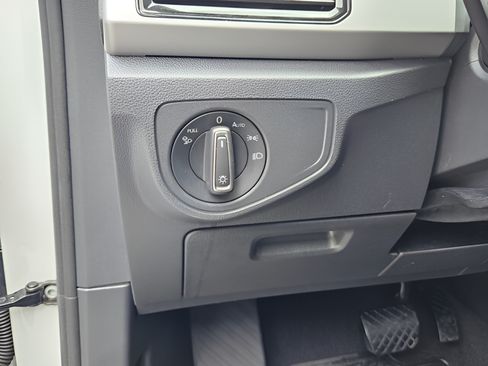 Certified 2023 Volkswagen Atlas SE FWD image 15