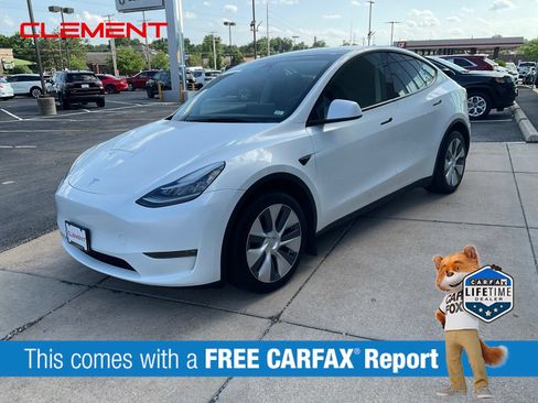 Used 2023 Tesla Model Y Performance AWD/4WD image 1