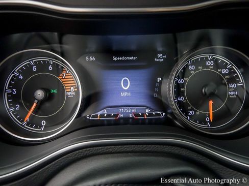 Used 2021 Jeep Cherokee Trailhawk AWD/4WD image 18
