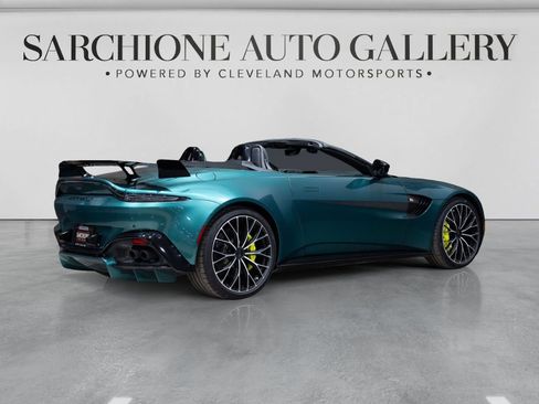 Used 2023 Aston Martin V8 Vantage Roadster RWD image 11