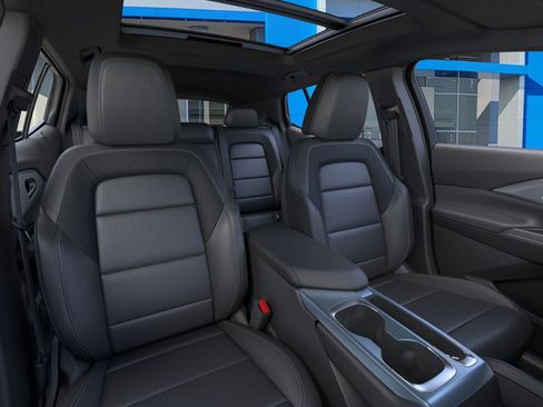 New 2025 Chevrolet Equinox EV LT image 16