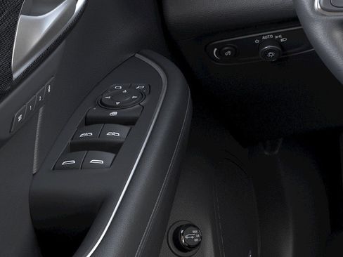 Used 2022 Buick Envision Essence w/ Technology Package I FWD image 22