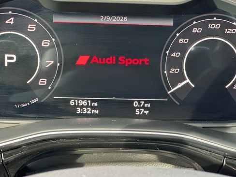 Used 2021 Audi RS Q8 w/ Executive Package AWD/4WD image 31