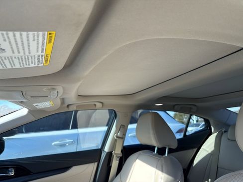 Used 2023 Nissan Maxima Platinum w/ Sport Mat Group image 9