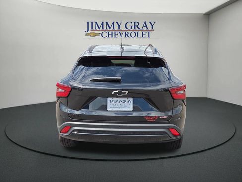 New 2026 Chevrolet Trax RS w/ Driver Confidence Package FWD image 4