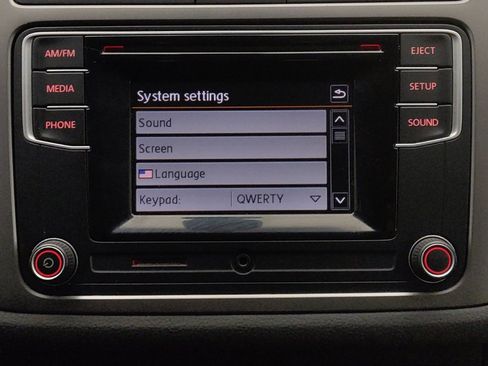 Used 2016 Volkswagen Tiguan S image 25