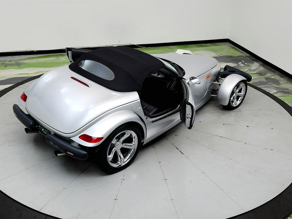 Used 2001 Chrysler Prowler RWD image 30