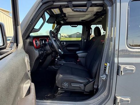 Used 2021 Jeep Wrangler Unlimited Rubicon image 13
