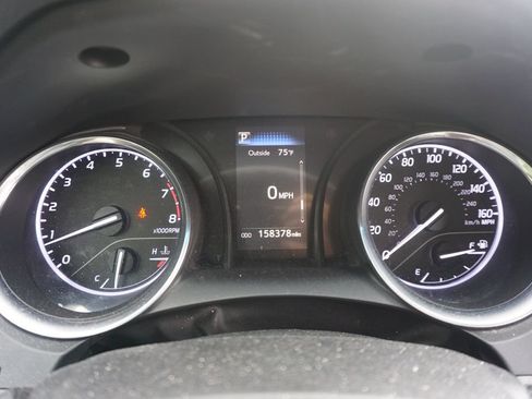 Used 2018 Toyota Camry LE FWD image 6