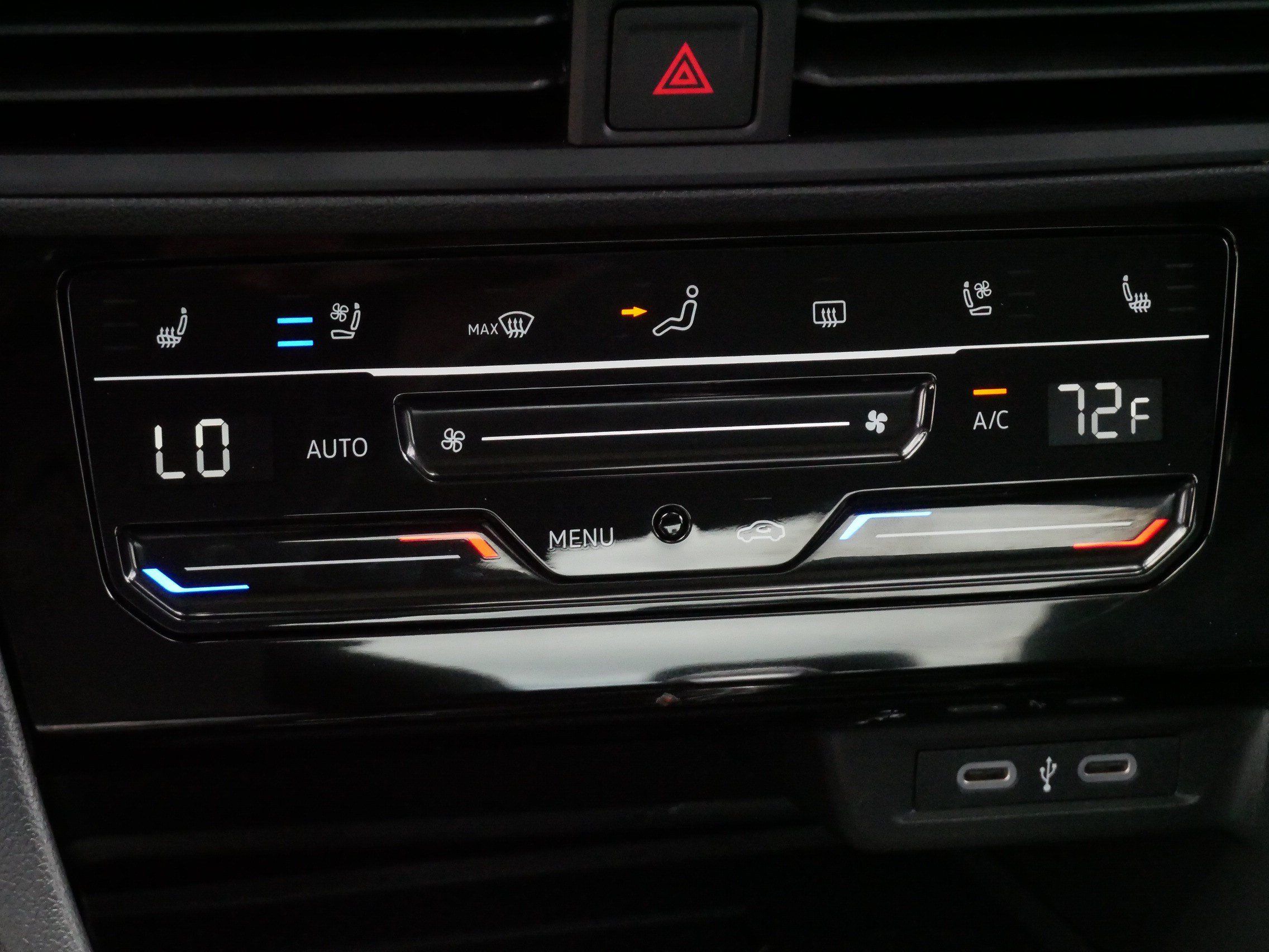 Certified 2026 Volkswagen Jetta SEL FWD image 23