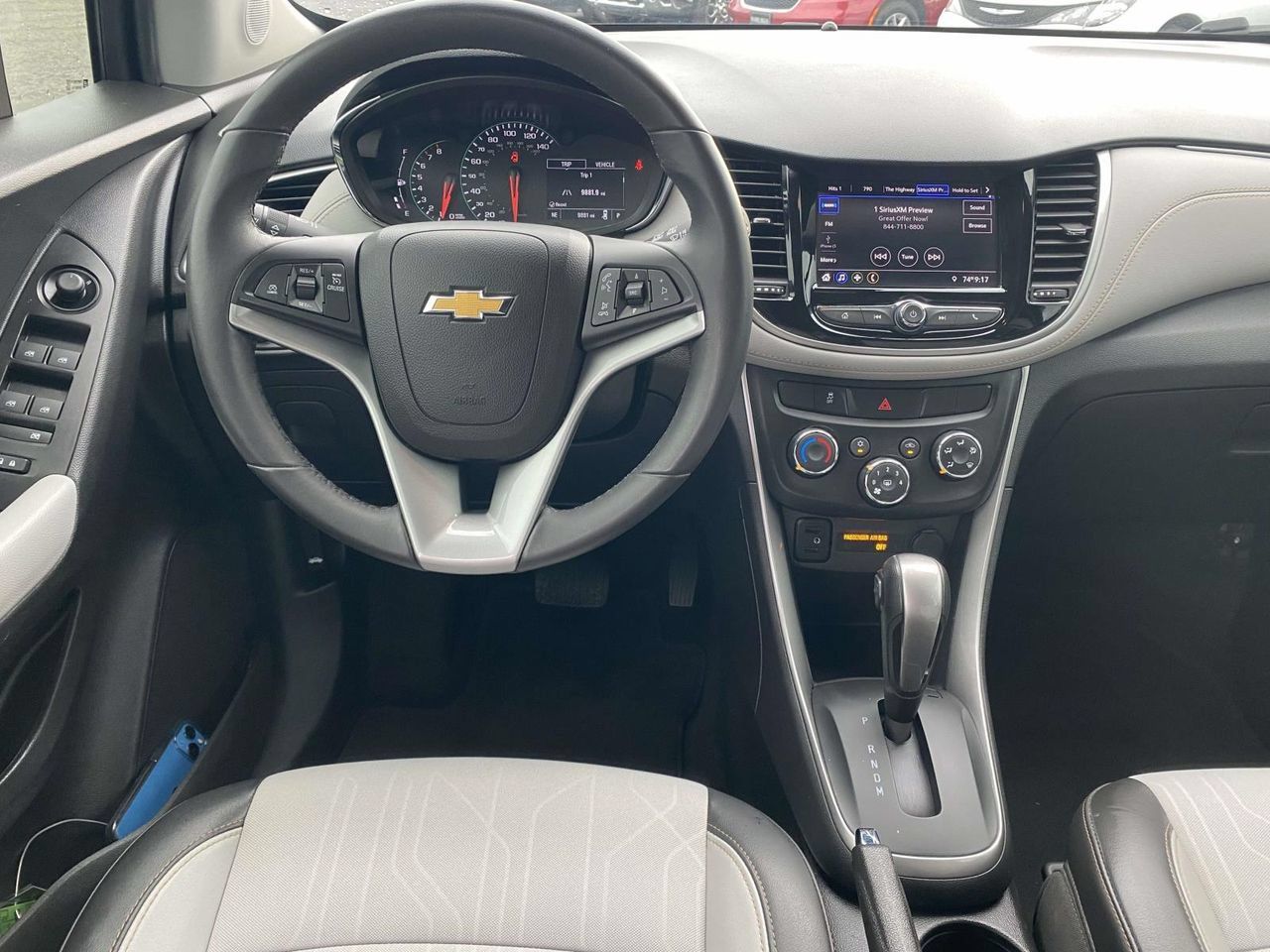Used 2022 Chevrolet Trax LT w/ Driver Confidence Package AWD/4WD image 9