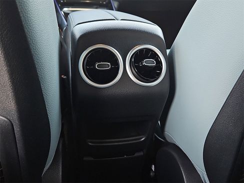 New 2026 Mercedes-Benz GLA 250 image 18