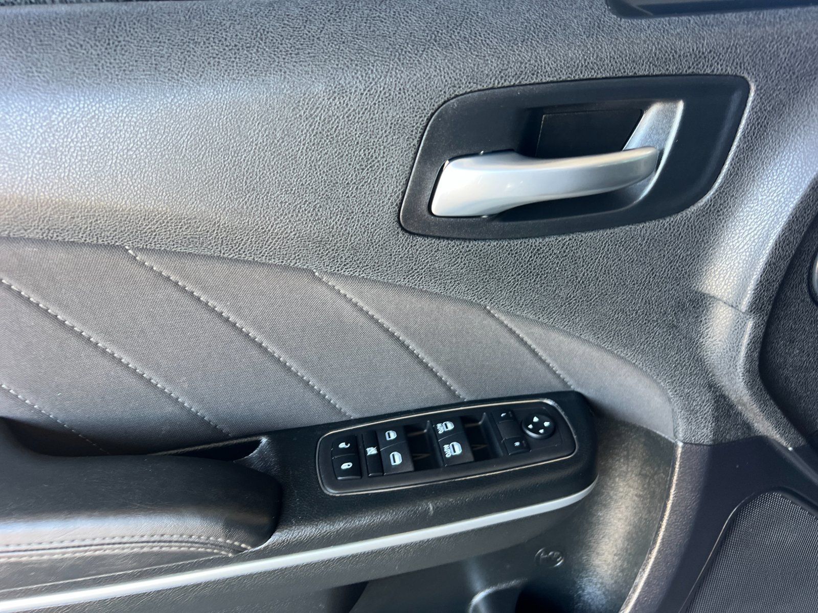 Used 2023 Dodge Charger R/T RWD image 10
