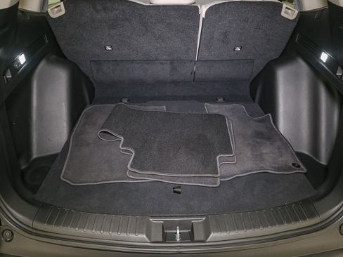 Used 2025 Honda CR-V EX-L image 11