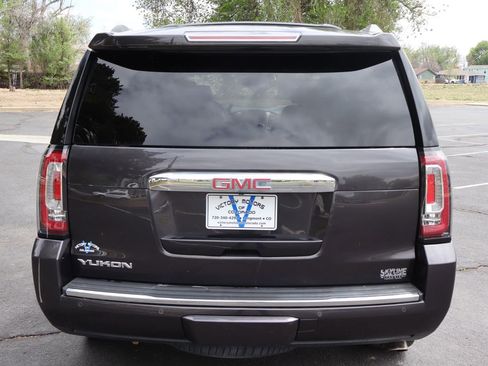 Used 2017 GMC Yukon Denali w/ Open Road Package AWD/4WD image 6