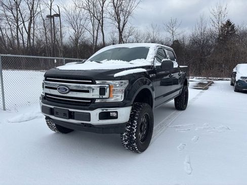 Used 2020 Ford F150 XLT image 1